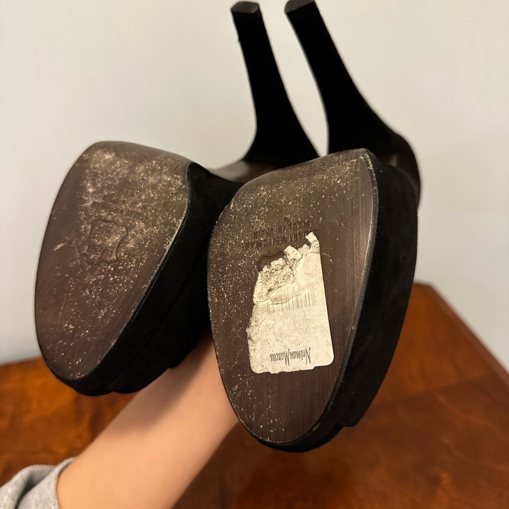 Stuart Weitzman Heels - Picture 9 of 11